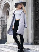 Серая шляпа подойдет ко всему