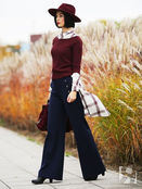 Бордовая шляпа добавит элегантности