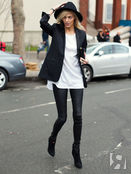 Шляпа — идеальное дополнение к простому образу