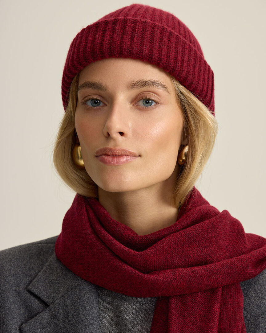 Шапка бини Unisex из шерсти с кашемиром, бордовый
